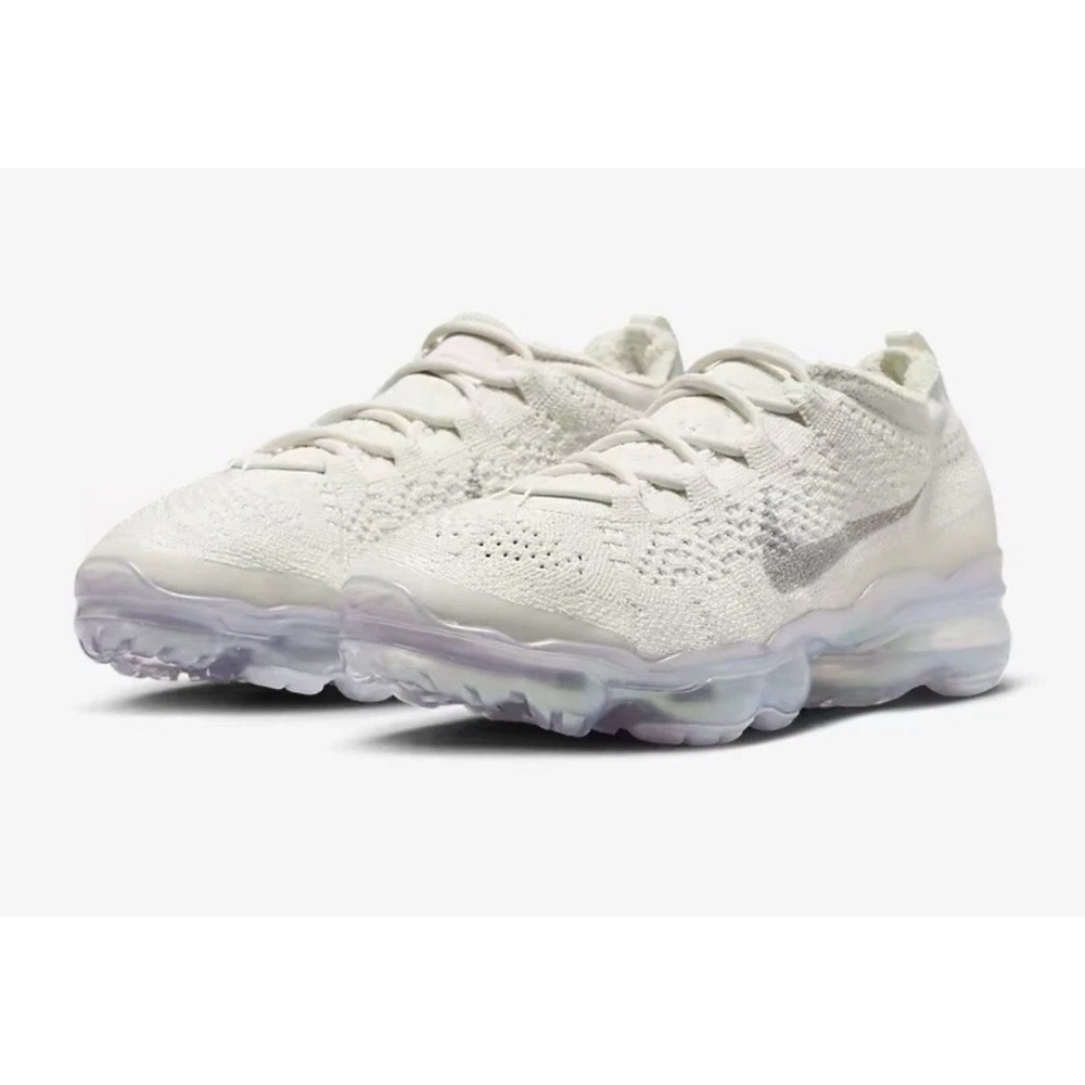 Nike Authentic Air VaporMax 2023 Flynit Women's 7 Men's 5.5 NEW